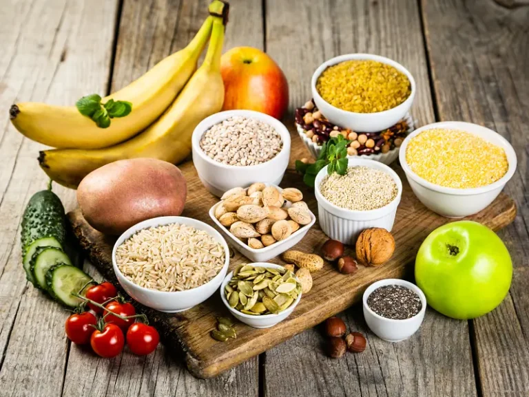 بهترین غذاها برای ترمیم رباط زانو و تقویت مفاصل