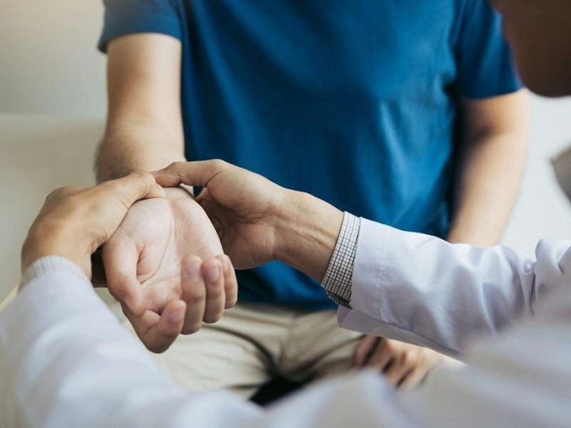 استراحت و کاهش فعالیت